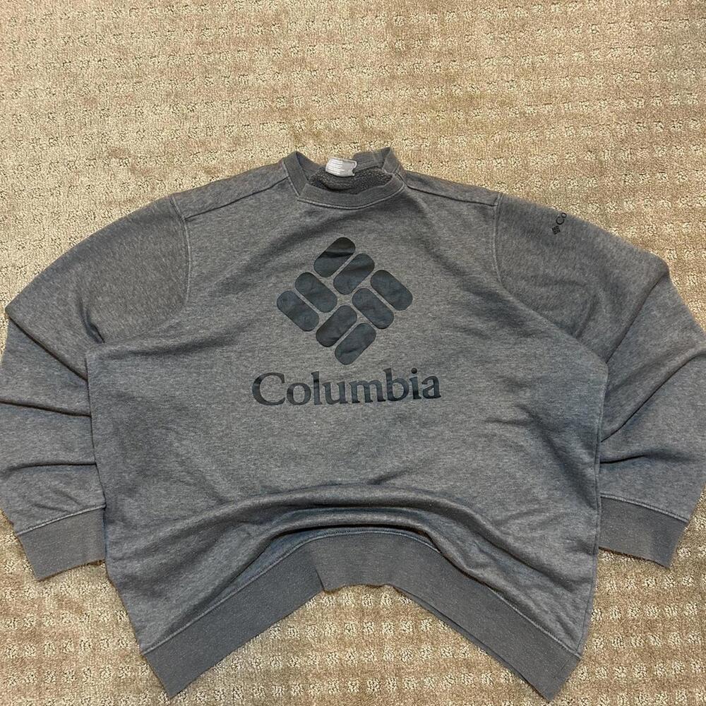 Grey Columbia crewneck sweatshirt
